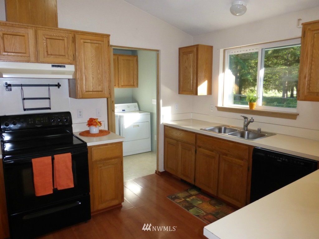 7825 187th Avenue Southwest Rochester, WA 98579 - Photo 8 of 24