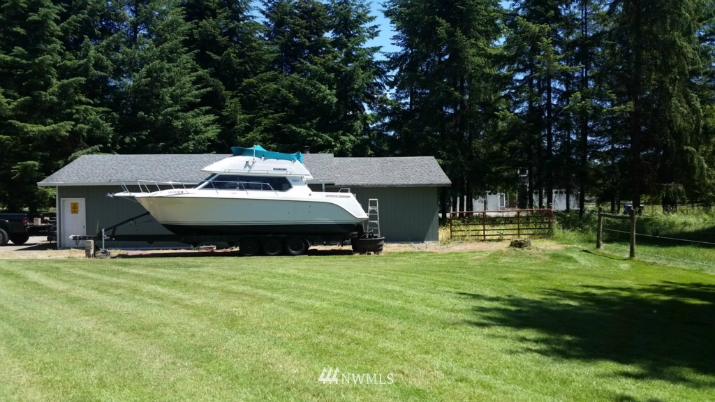 7825 187th Avenue Southwest Rochester, WA 98579 - Photo 10 of 24