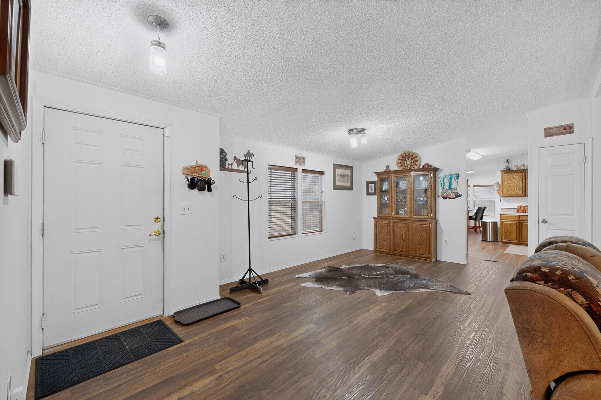 73 Greer Road Belen, NM 87002 - Photo 7 of 41 Gallery Image 7