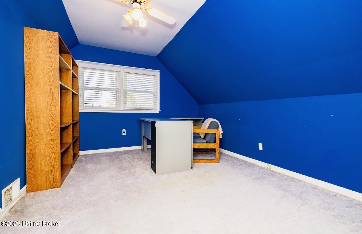 9423 Fairground Road Louisville, KY 40291 - Photo 17 of 24 image00017