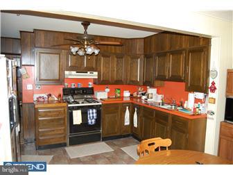 44 Collins Road Hamilton, NJ 08619 - Photo 11 of 12