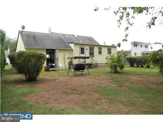 44 Collins Road Hamilton, NJ 08619 - Photo 3 of 12