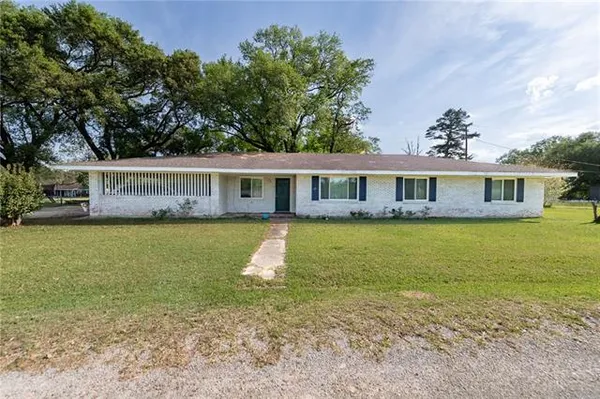 $225,000 | 175 North Street, Pitkin, LA 70656