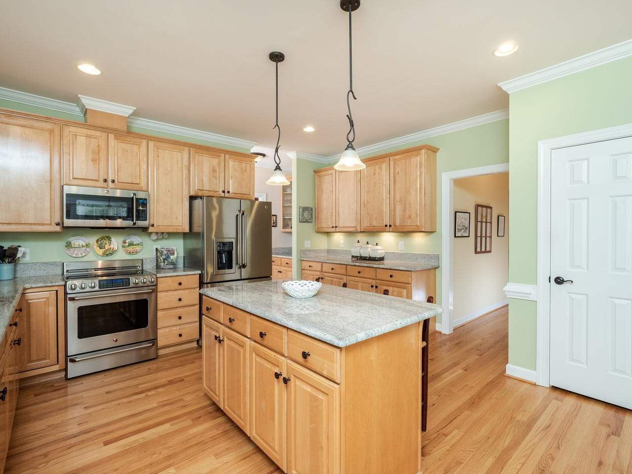 5200 Tallowtree Drive Raleigh, NC 27613 - Photo 9 of 30 Photo 9