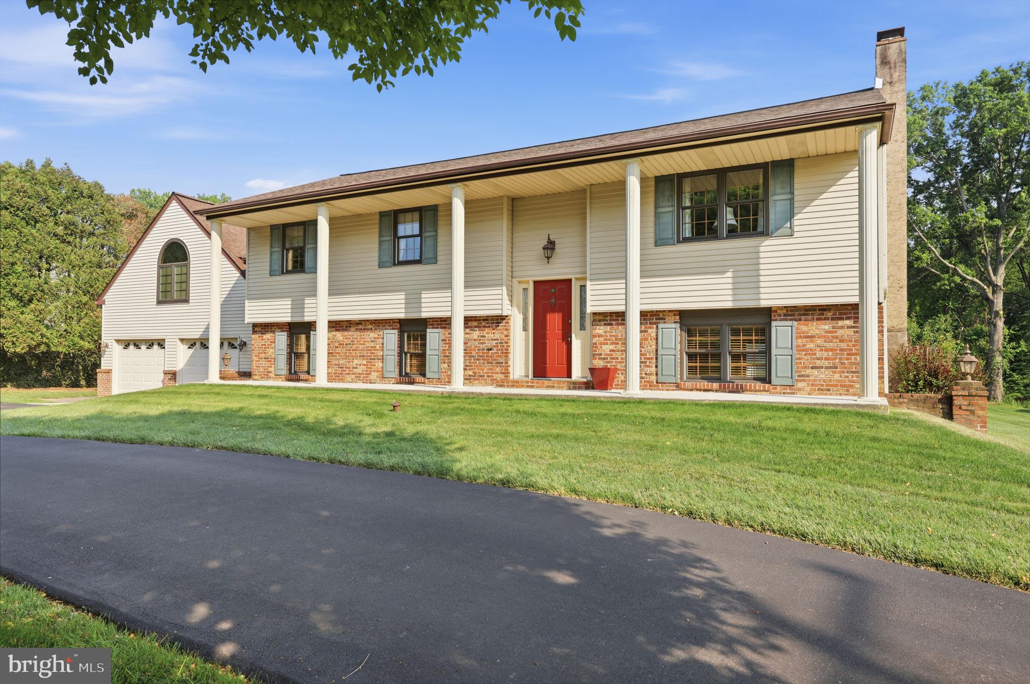 2733 Village Road Langhorne, PA 19047 - Photo 2 of 42