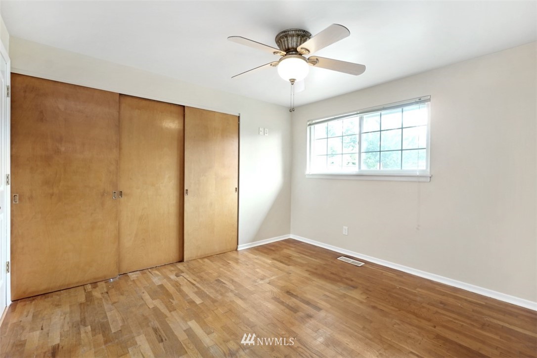 10811 Southeast 180th Place Renton, WA 98055 - Photo 10 of 25 Gallery Image 10