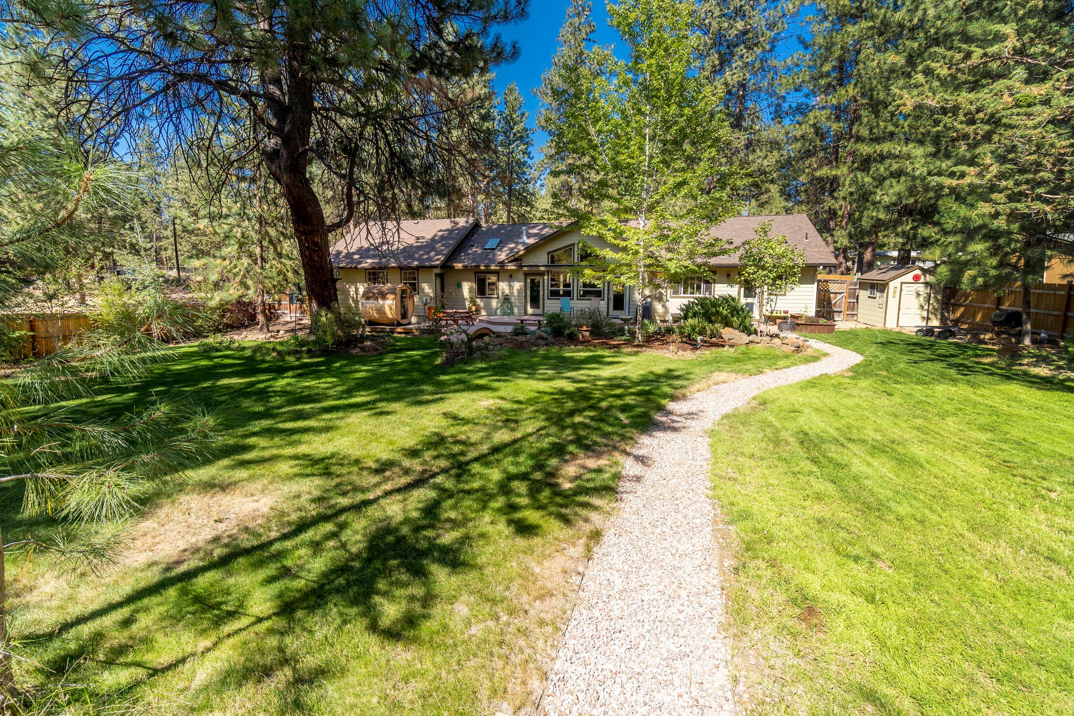 19413 Indian Summer Road Bend, OR 97702 - Photo 20 of 38 19413 Indian Summer_0136 copy