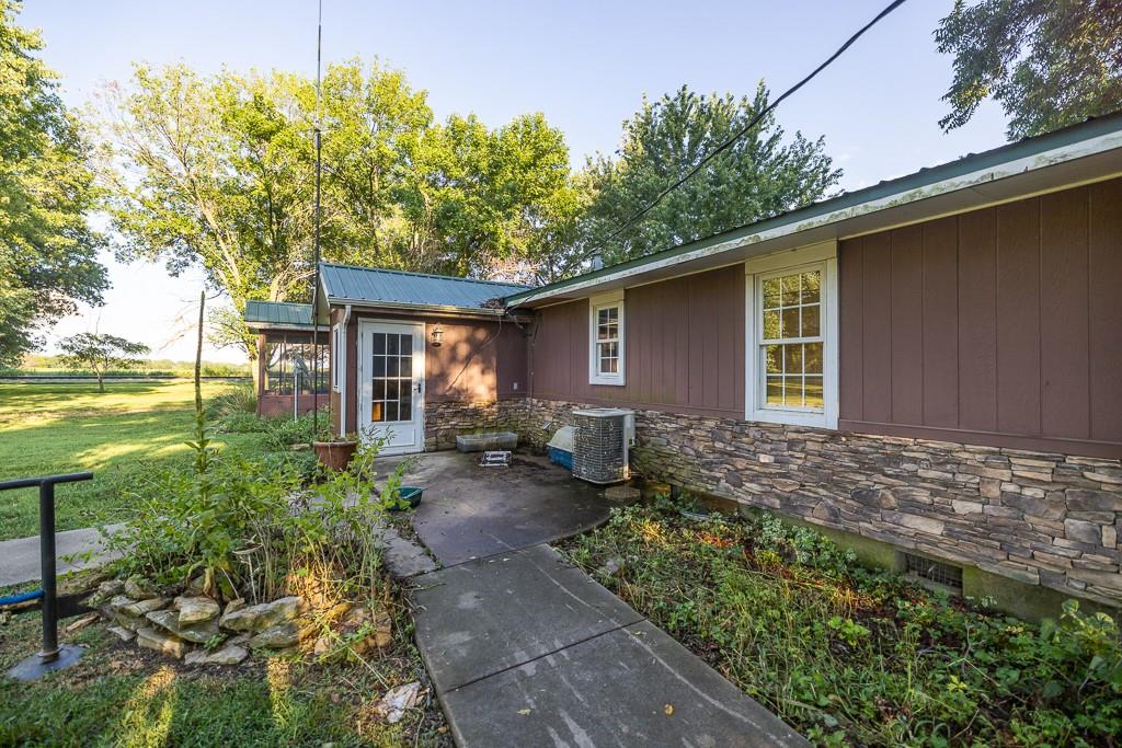 3497 Southwest County Road 1067 Butler, MO 64730 - Photo 28 of 93