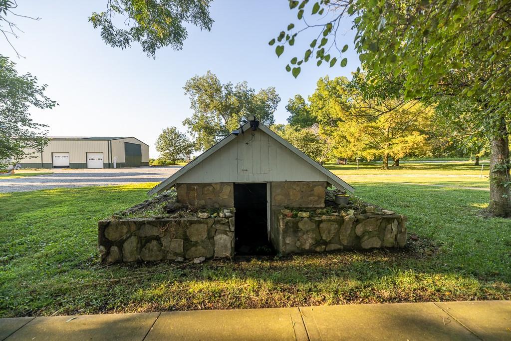 3497 Southwest County Road 1067 Butler, MO 64730 - Photo 39 of 93