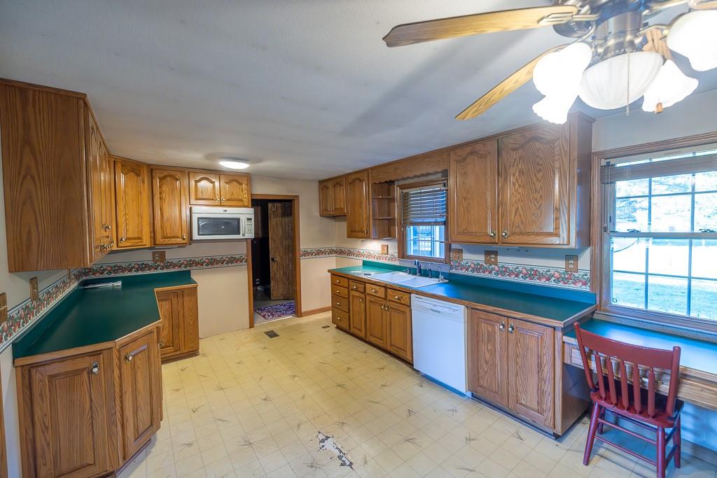 3497 Southwest County Road 1067 Butler, MO 64730 - Photo 41 of 93