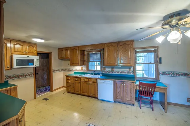 $279,000 | 3497 Southwest County Road 1067, Butler, MO 64730