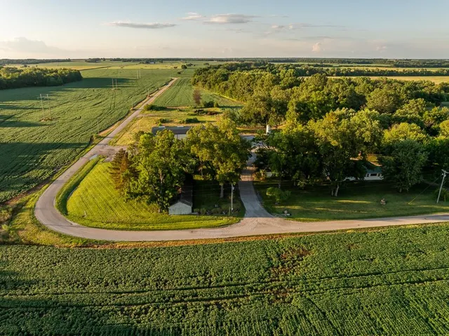$279,000 | 3497 Southwest County Road 1067, Butler, MO 64730