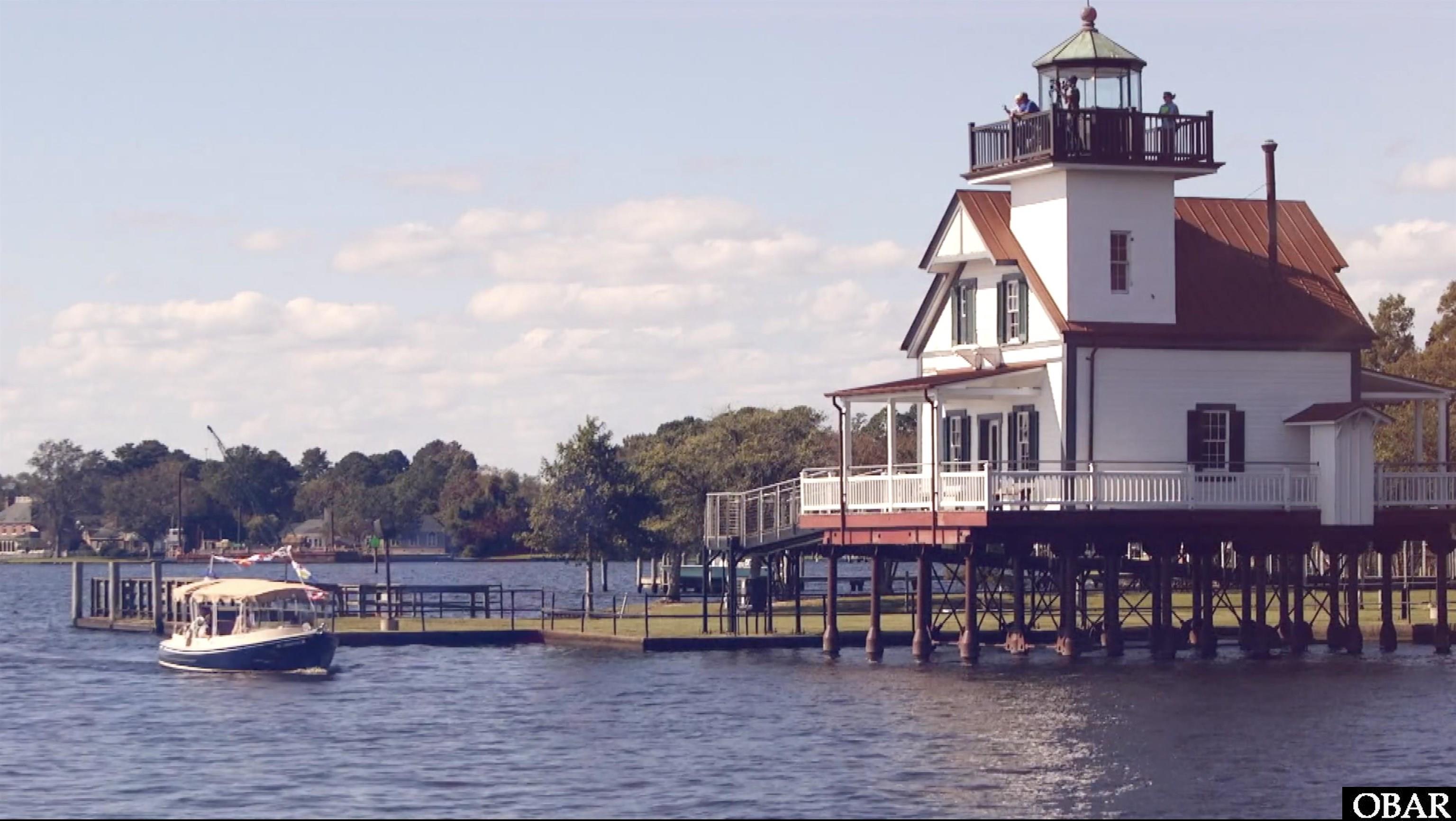 Roanoke River Light