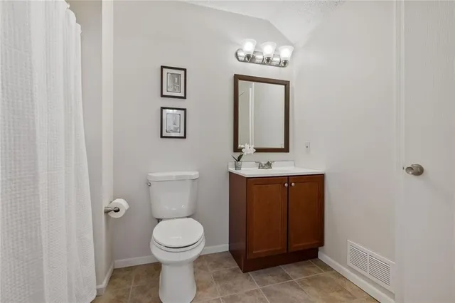 a house view with a outdoor space