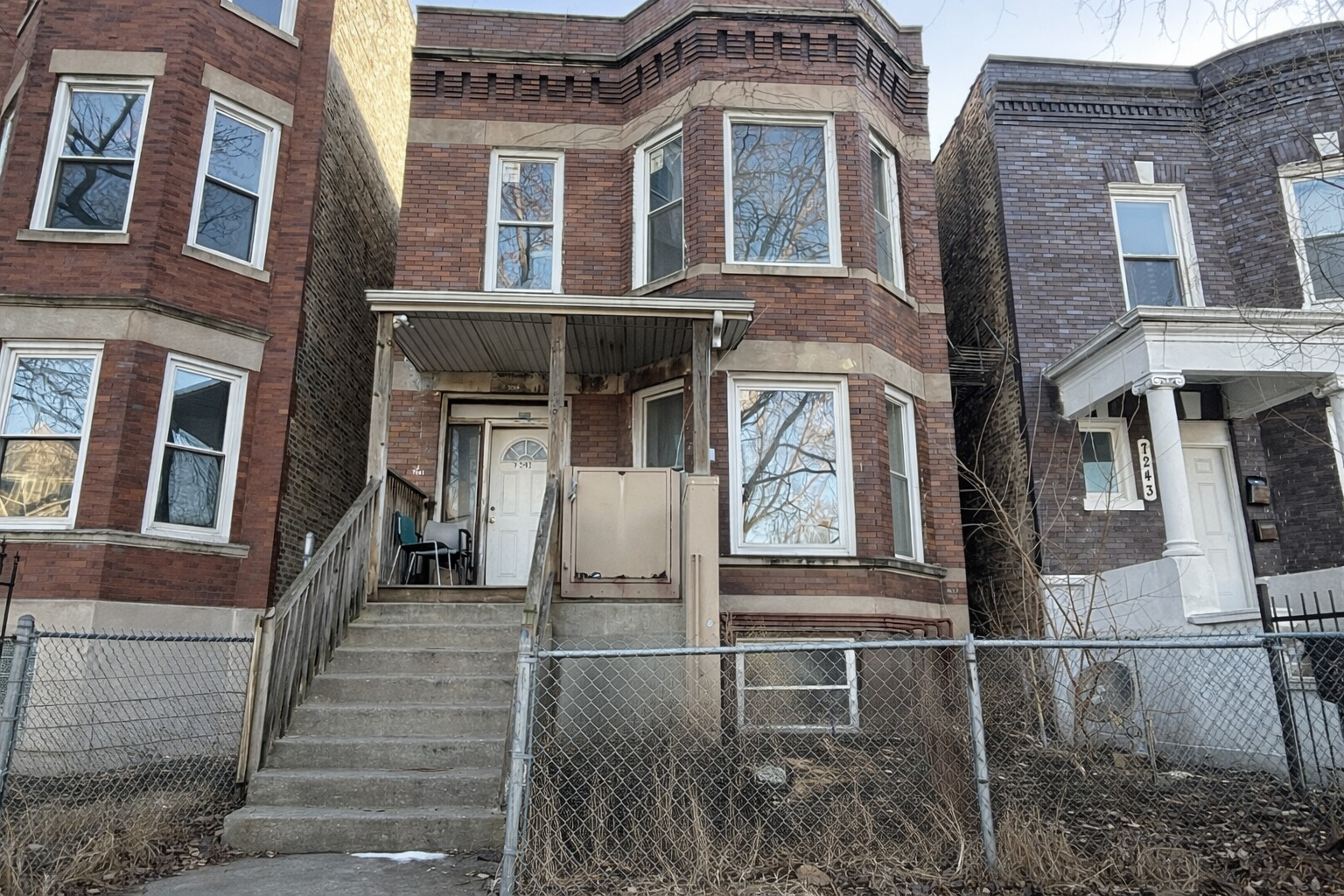 7241 South Yale Avenue Chicago, IL 60621 - Photo 2 of 10