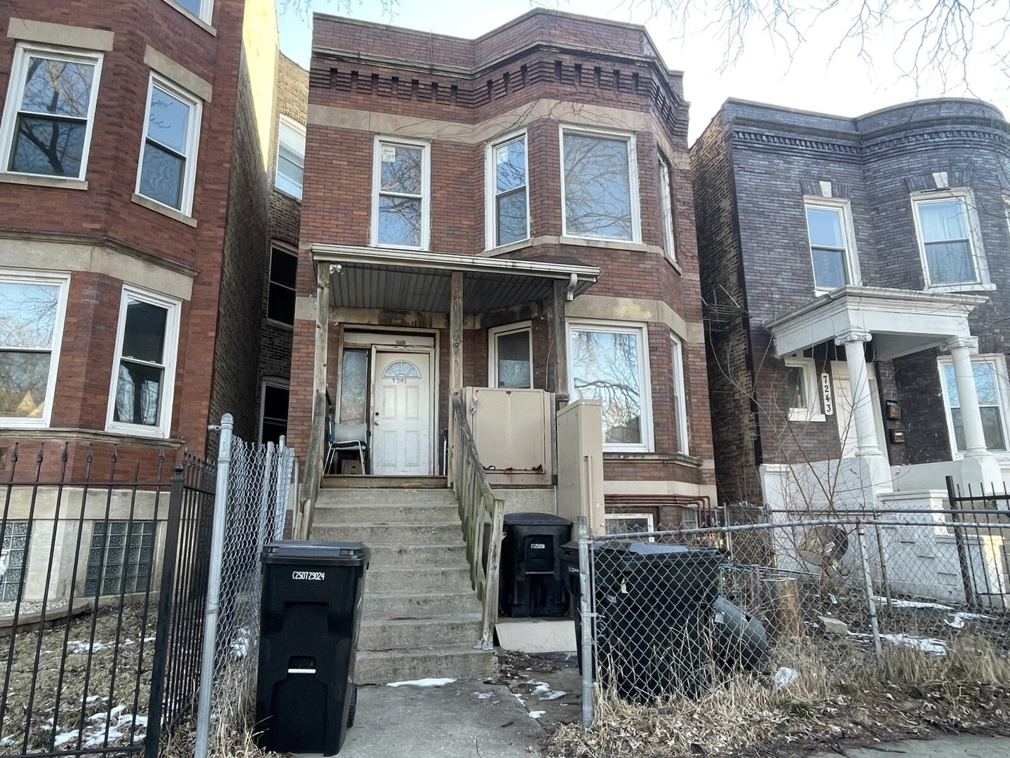 7241 South Yale Avenue Chicago, IL 60621 - Photo 4 of 10