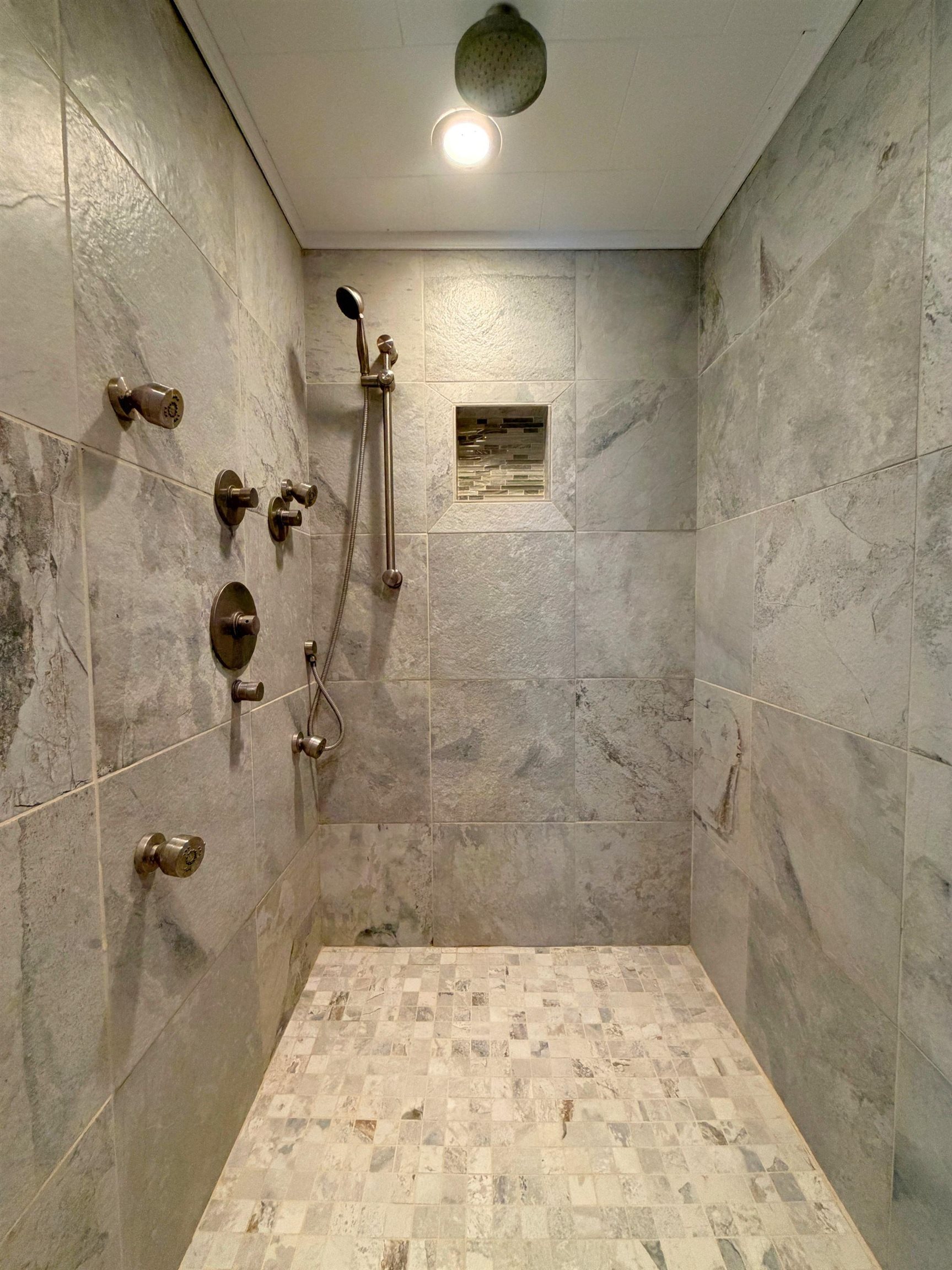 6047 North State Road Davison, MI 48423 - Photo 42 of 88