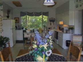 696 Deweys Mills Road Hartford, VT 05001 - Photo 14 of 31 Gallery Image 14