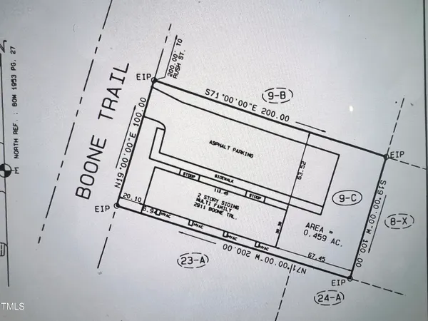 a close up of a street sign