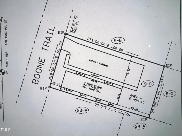 a close up of a street sign