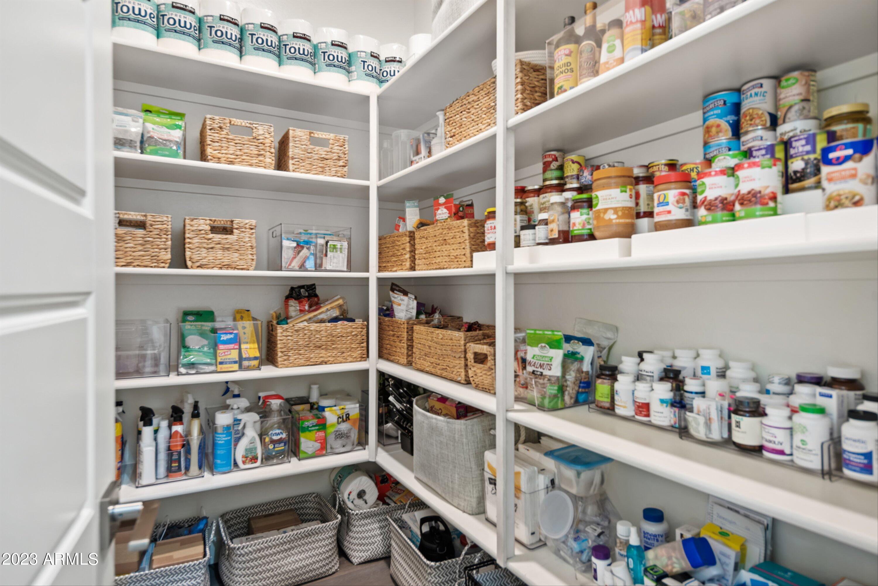 1555 East Ocotillo Road, Unit 8 Phoenix, AZ 85014 - Photo 24 of 54 Walk-in Pantry