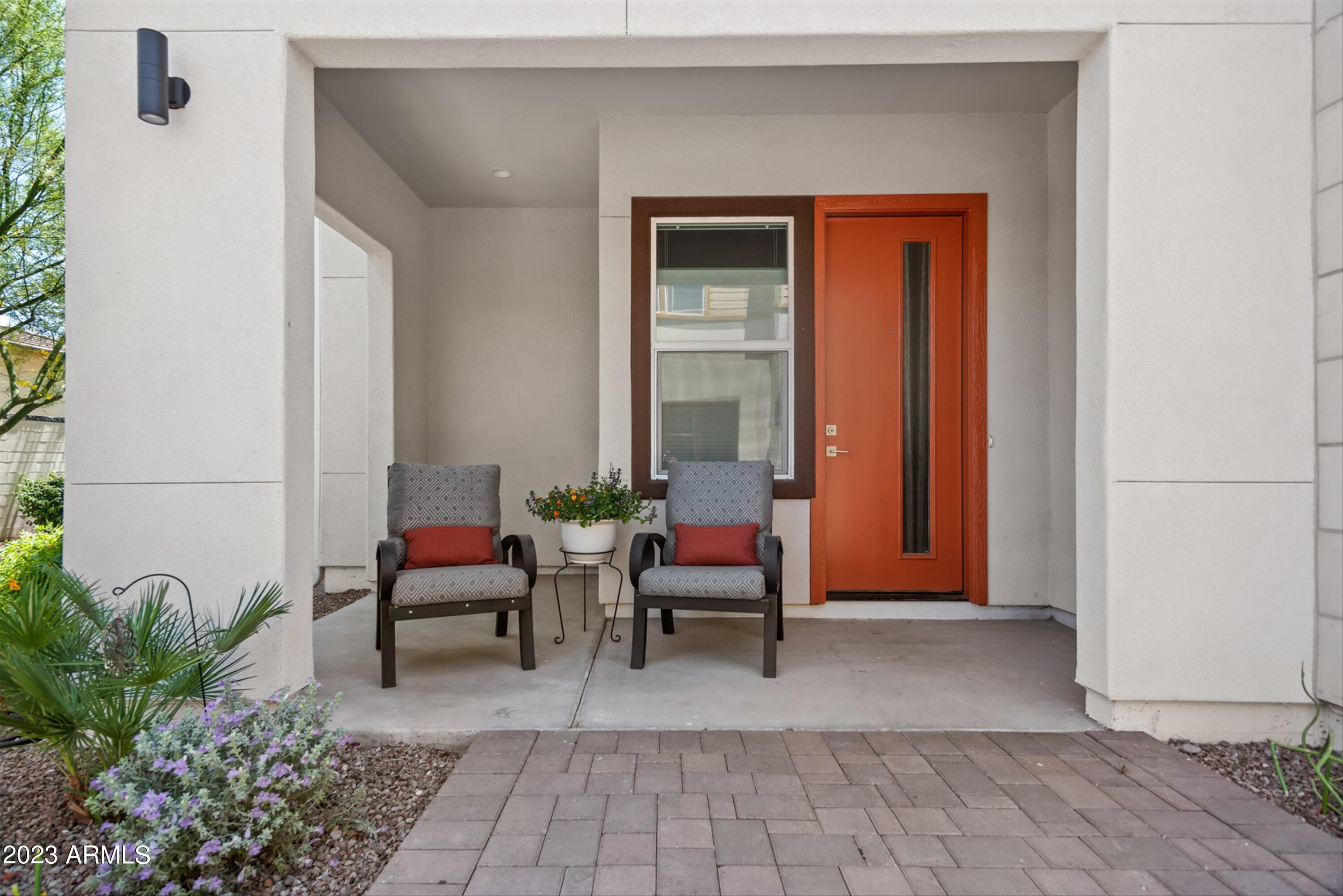 1555 East Ocotillo Road, Unit 8 Phoenix, AZ 85014 - Photo 8 of 54 Front Porch