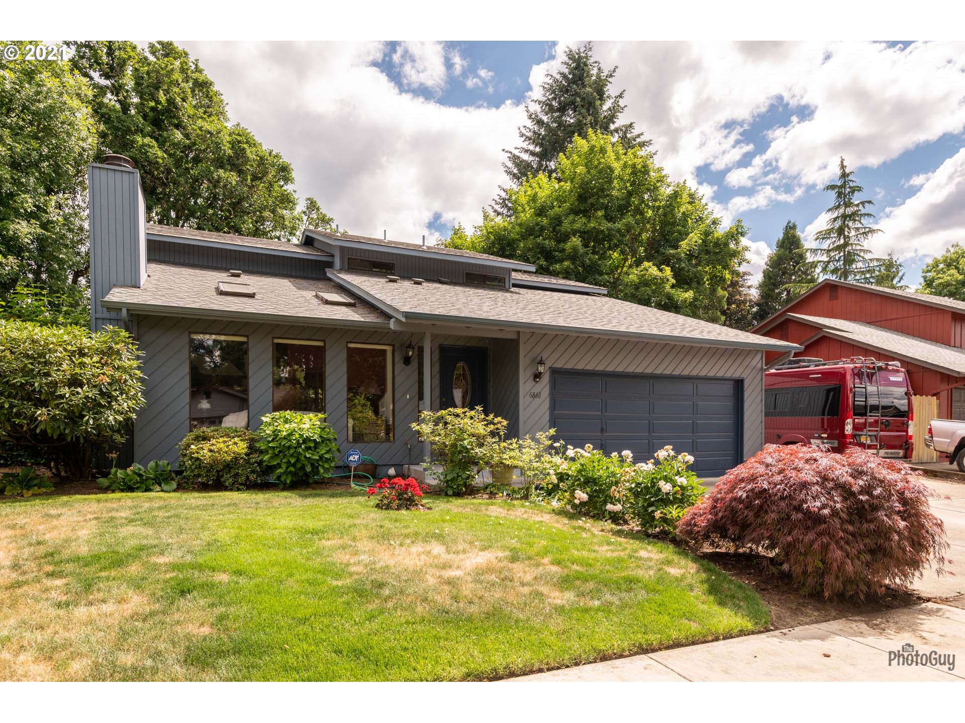 6861 C Street Springfield, OR 97478 - Photo 1 of 32 Gallery Image 1