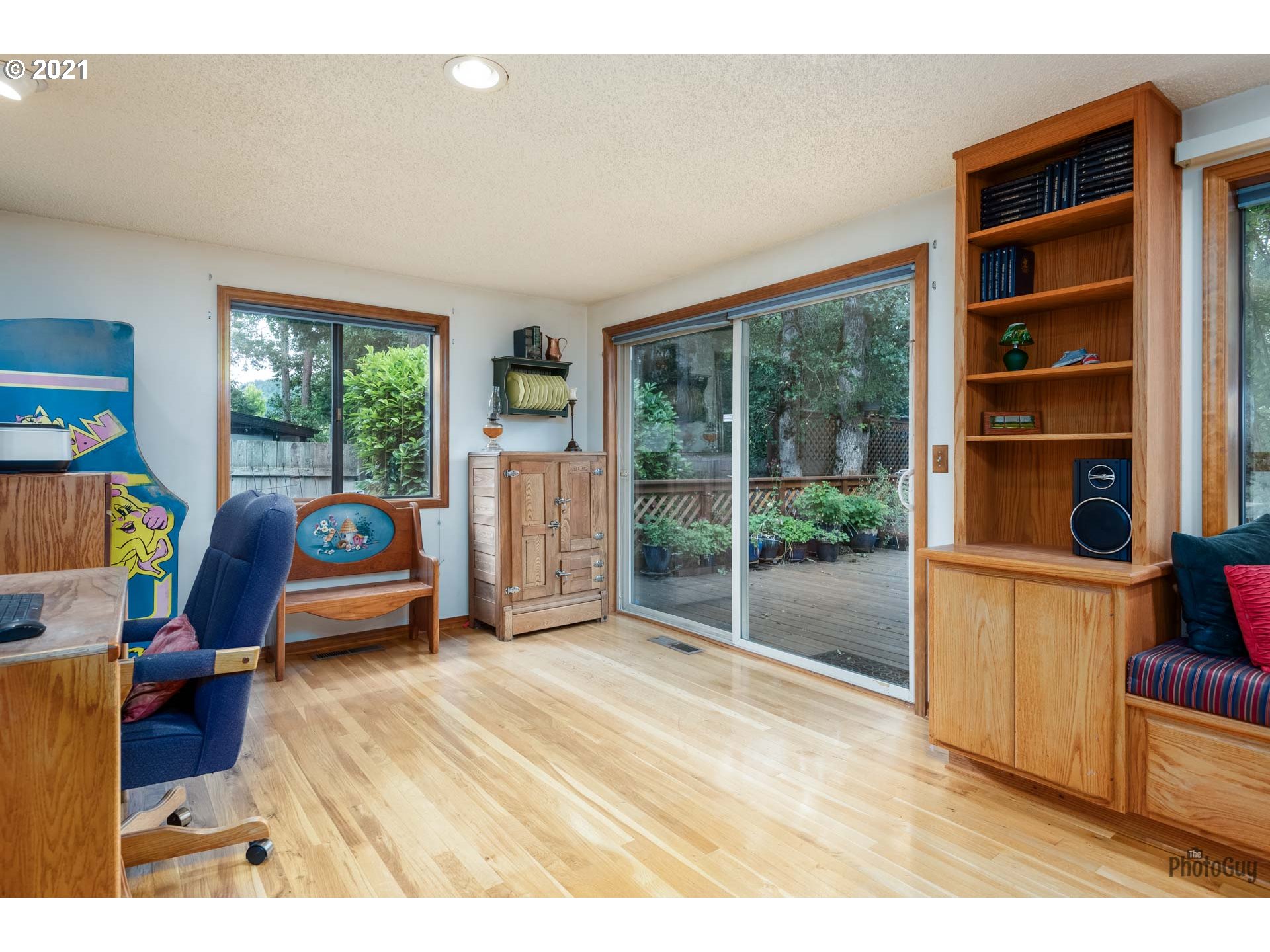 6861 C Street Springfield, OR 97478 - Photo 14 of 32 Gallery Image 14