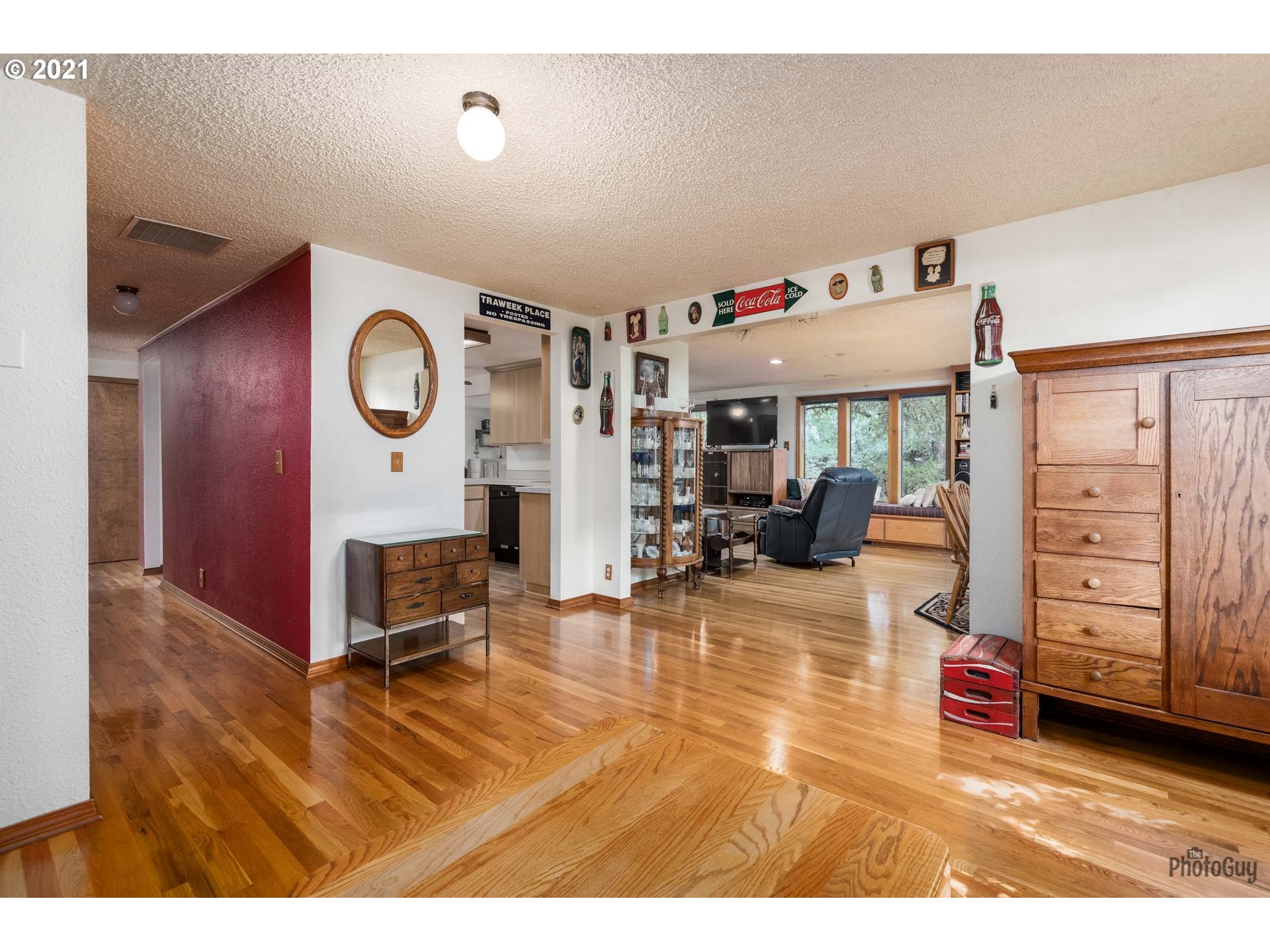 6861 C Street Springfield, OR 97478 - Photo 17 of 32 Gallery Image 17