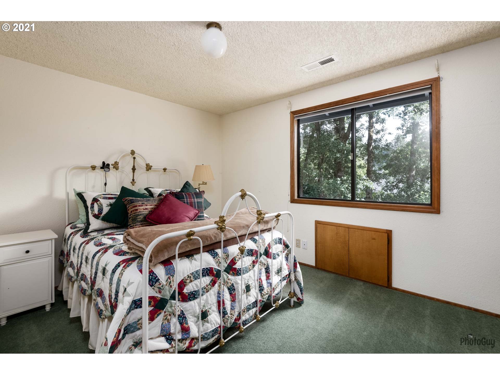 6861 C Street Springfield, OR 97478 - Photo 23 of 32 Gallery Image 23