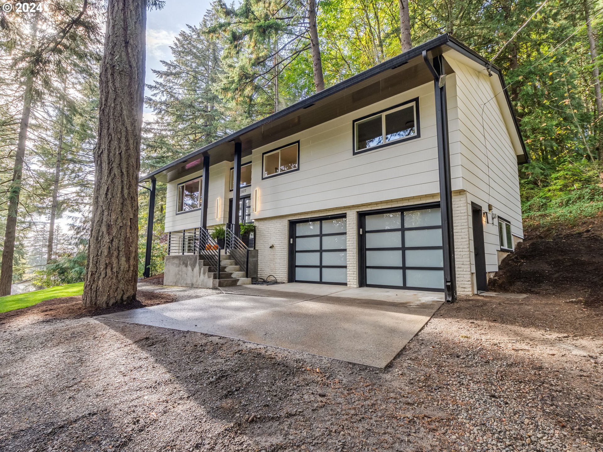 13977 Southeast Wiese Road Damascus, OR 97089 - Photo 2 of 47