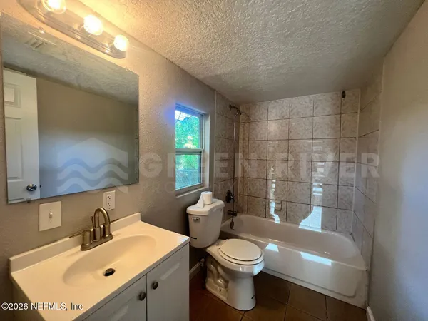 $1,700 | 6817 Camelot Road, Jacksonville, FL 32211