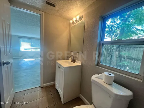 $1,700 | 6817 Camelot Road, Jacksonville, FL 32211