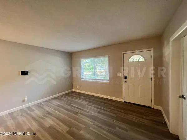 $1,700 | 6817 Camelot Road, Jacksonville, FL 32211