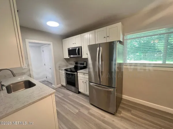 $1,700 | 6817 Camelot Road, Jacksonville, FL 32211