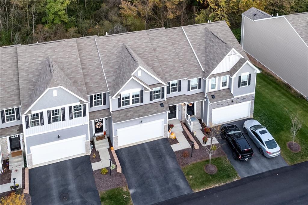 226 Lockheed Drive Coraopolis, PA 15108 - Photo 3 of 25 a aerial view of a house with a yard