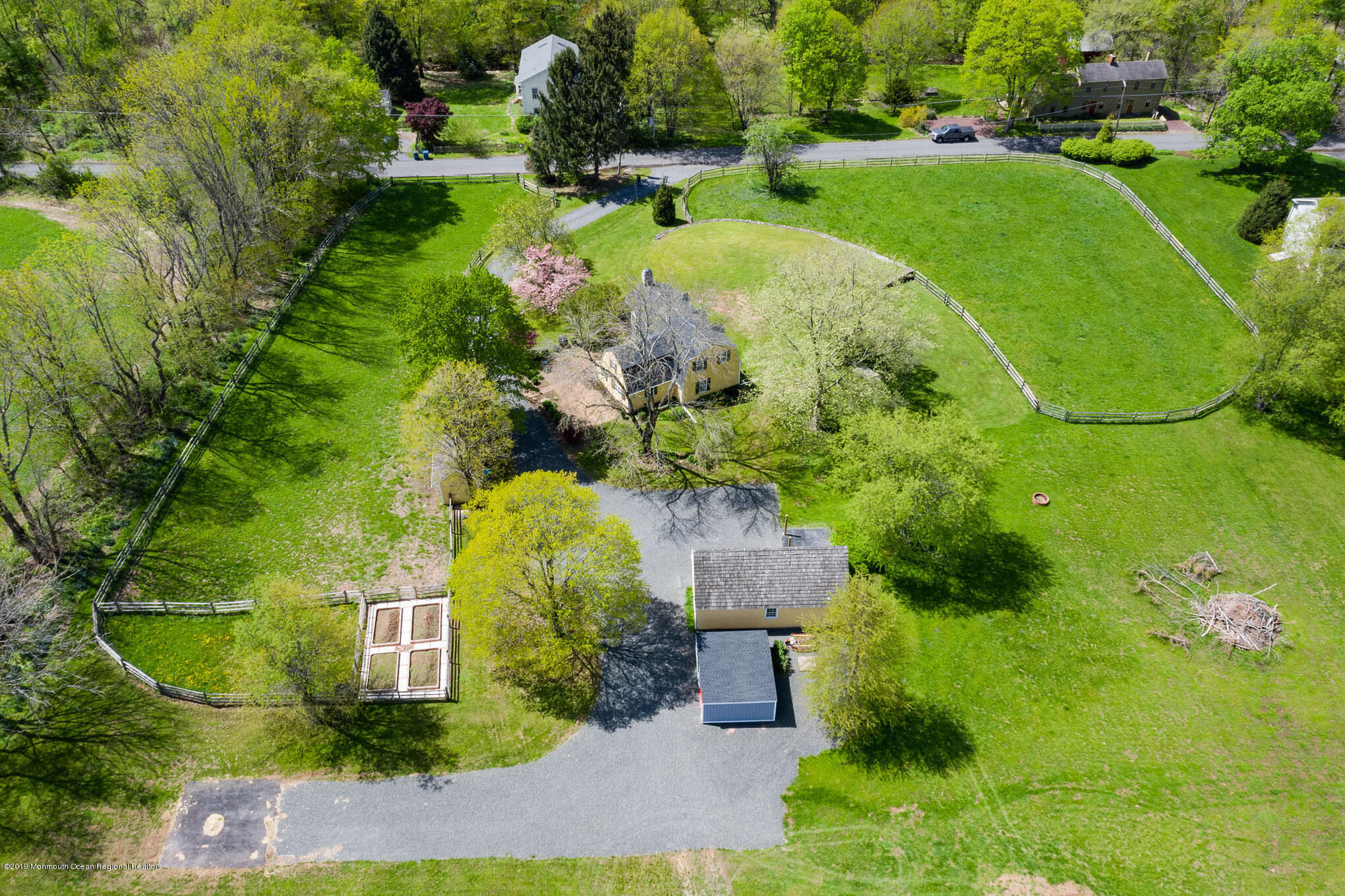 9 Lindbergh Road Ringoes, NJ 08551 - Photo 5 of 32 DJI_0233-4161293