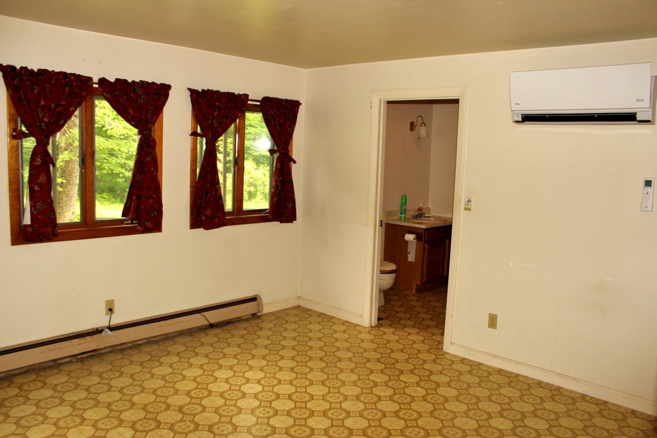 262 Scarboro Road Freedom, NH 03836 - Photo 11 of 17