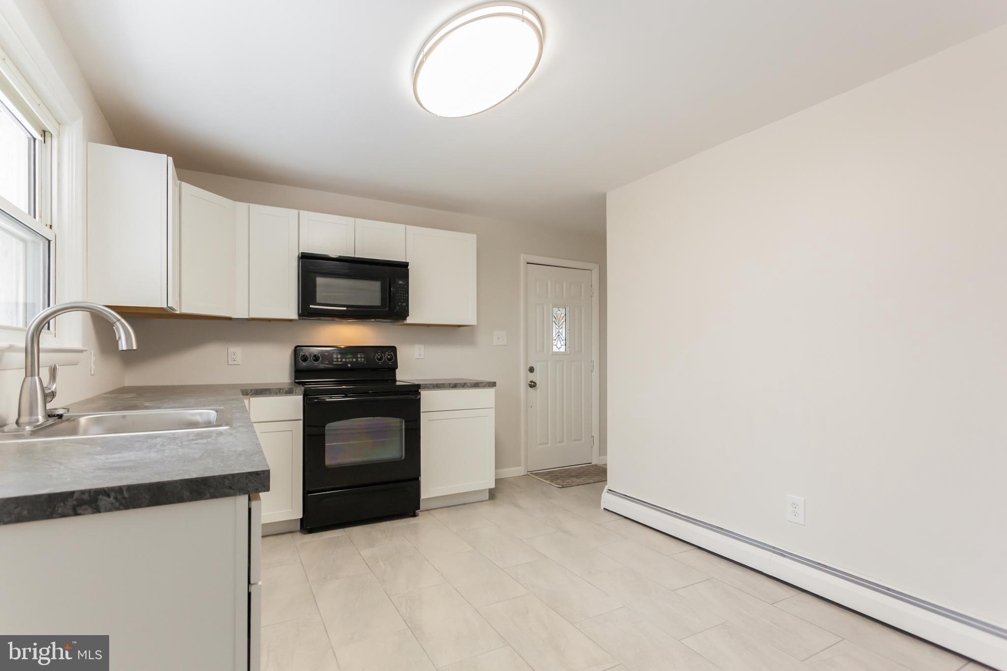 5631 Beaver Dam Road Bristol, PA 19007 - Photo 6 of 28 Gallery Image 6