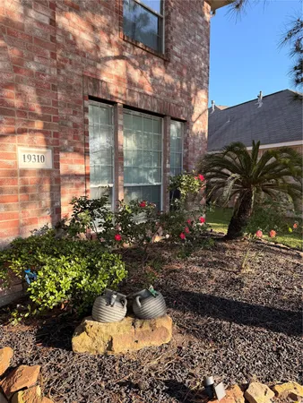 $359,000 | 19310 Jeckell Isles Court, Tomball, TX 77375