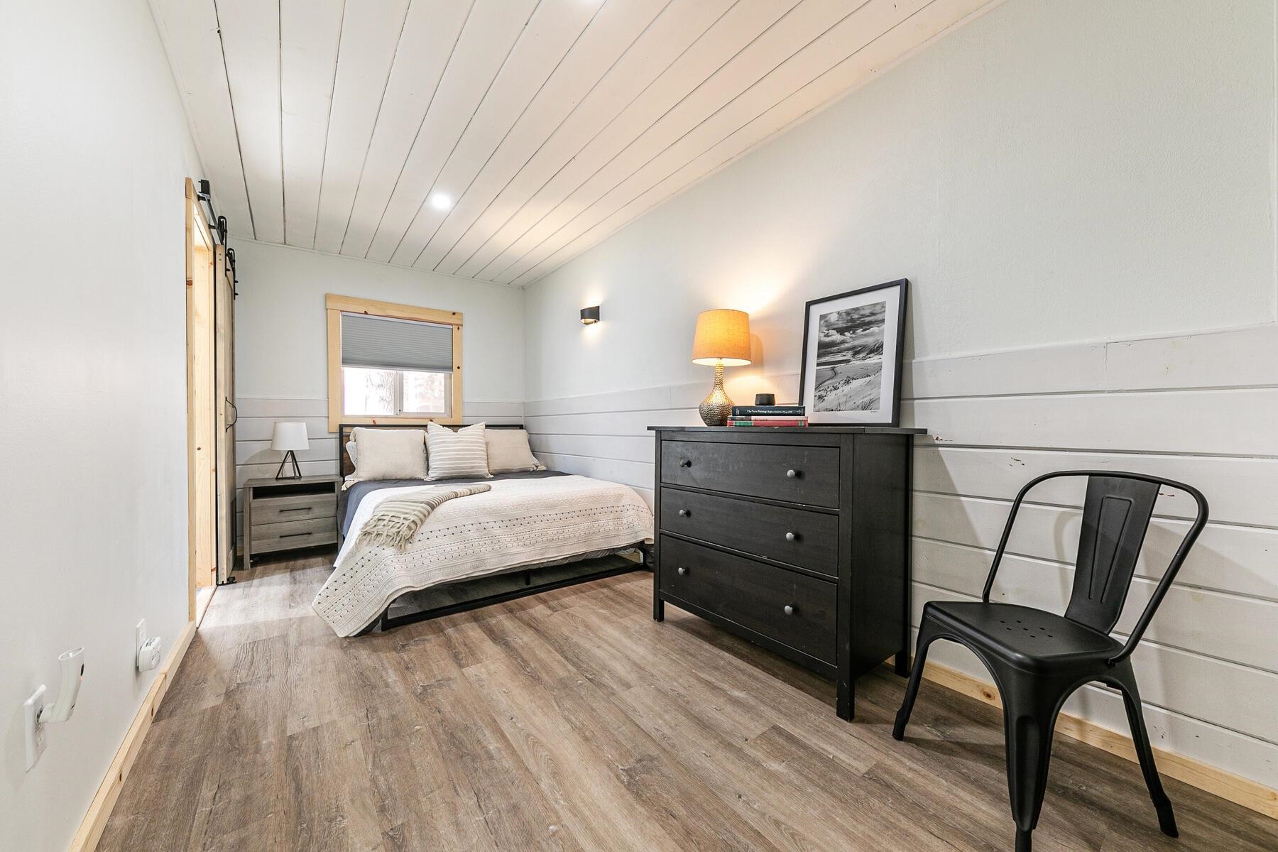 13620 Donner Pass Road Truckee, CA 96161 - Photo 13 of 26 Gallery Image 13