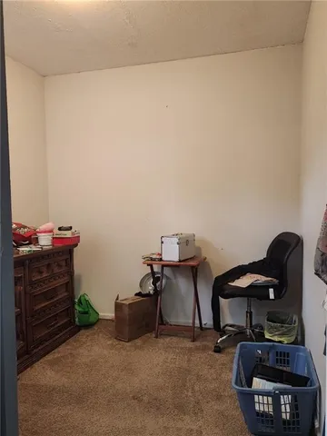 $185,000 | 1001 Northeast 45th Street, Kansas City, MO 64116