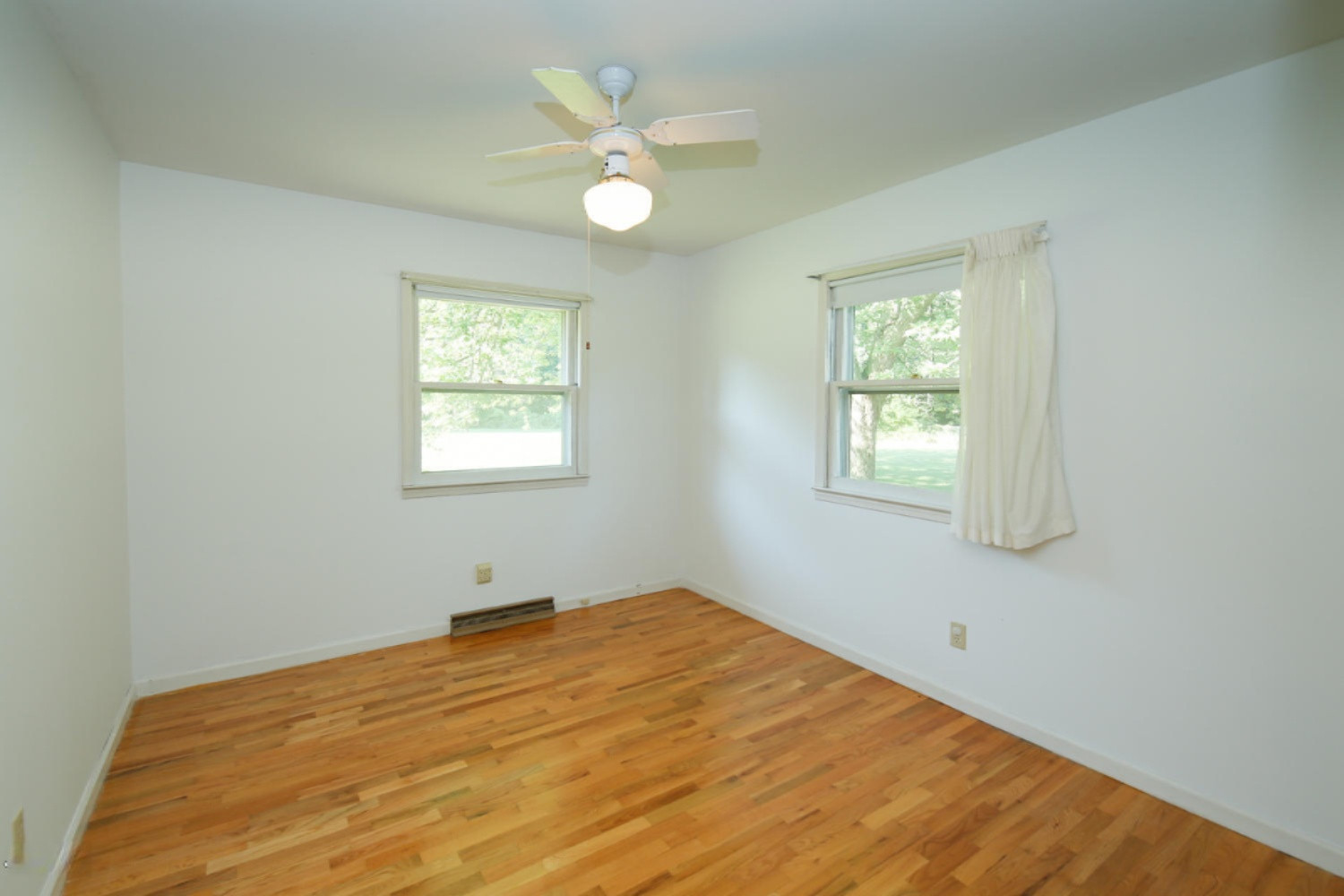 15803 Barton Road Vicksburg, MI 49097 - Photo 11 of 23 15803 Barton Rd-111