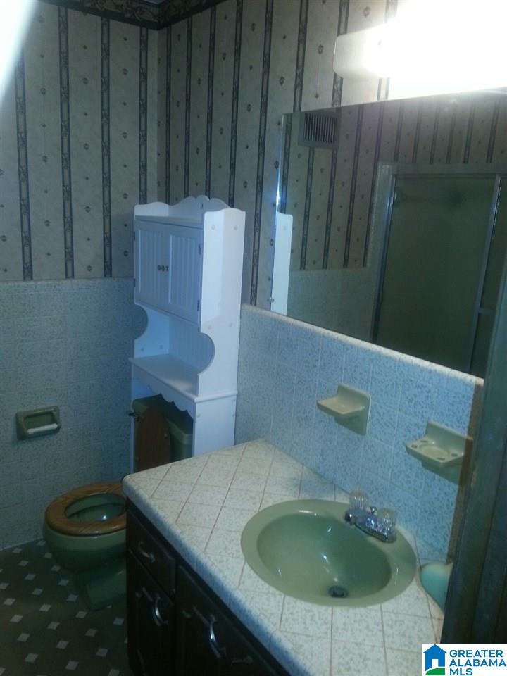 575 Chappell Street Sylacauga, AL 35151 - Photo 8 of 15