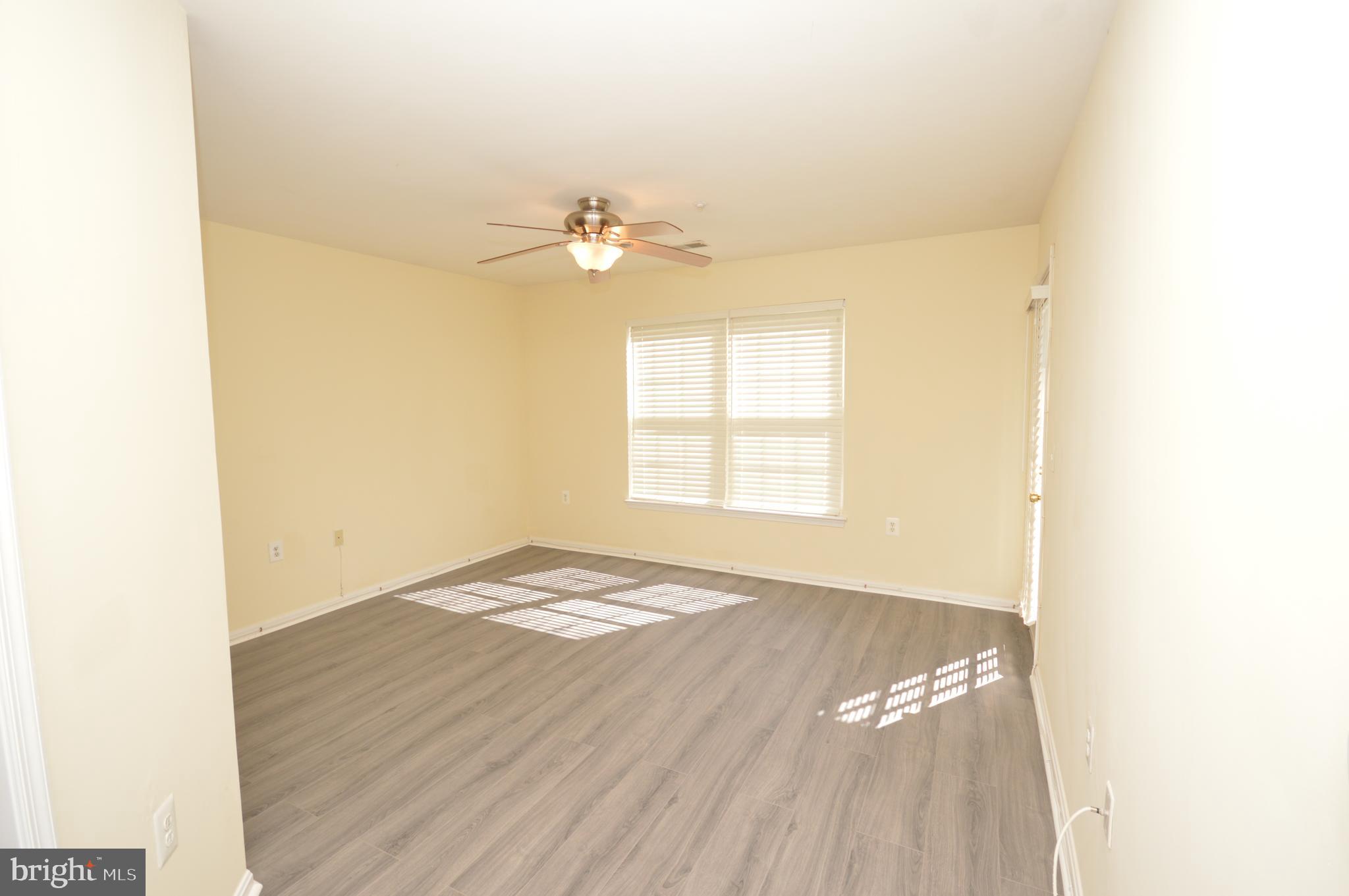 625 Constellation Square Southeast, Unit A Leesburg, VA 20175 - Photo 19 of 38 Primary Bedroom