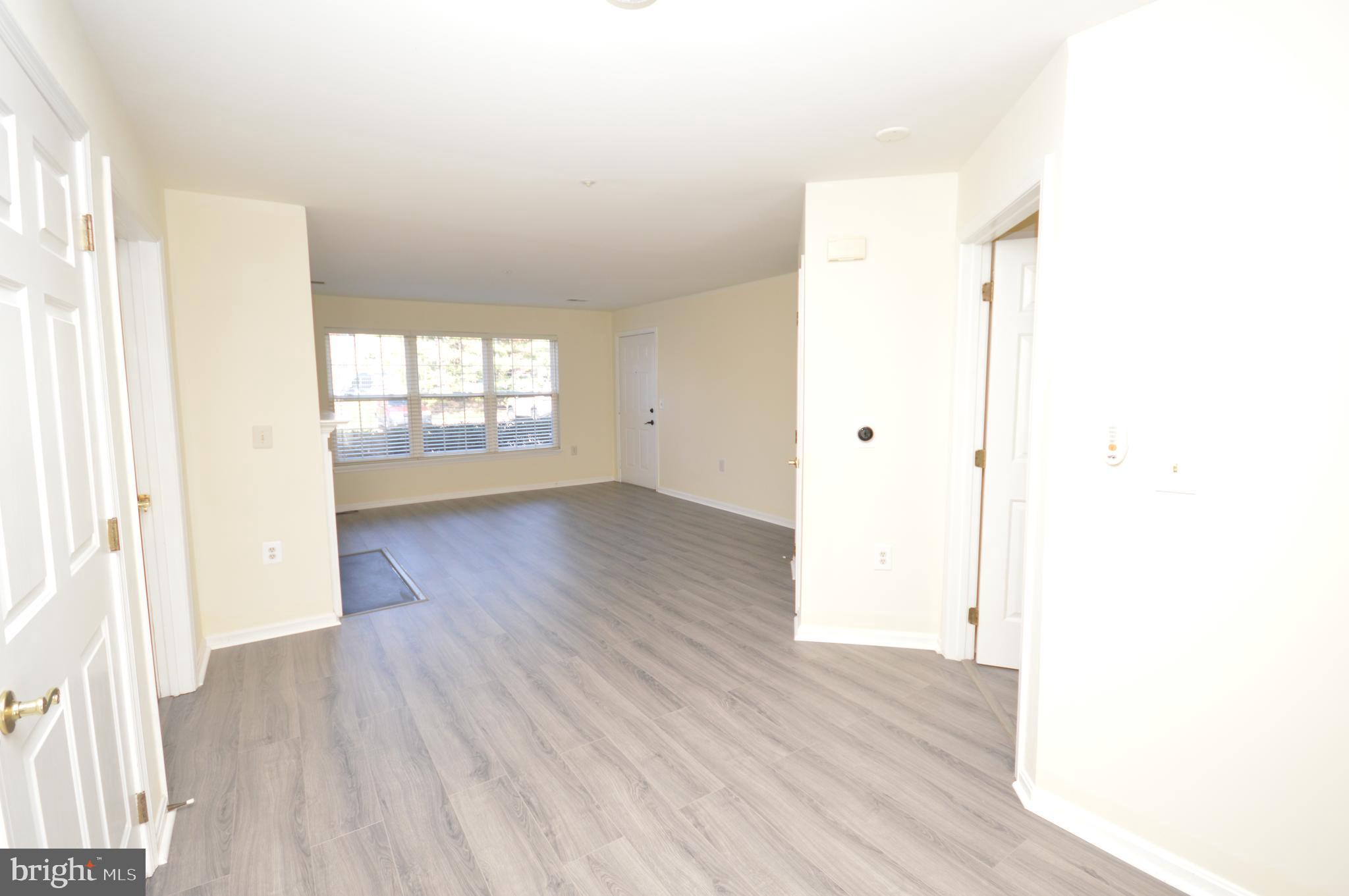 625 Constellation Square Southeast, Unit A Leesburg, VA 20175 - Photo 6 of 38