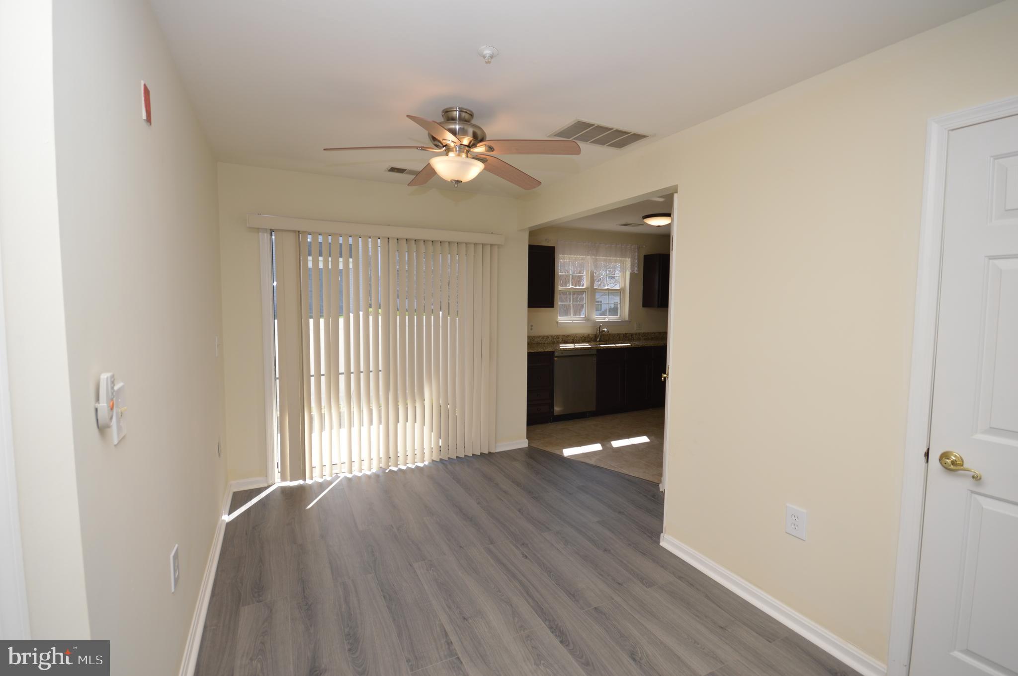 625 Constellation Square Southeast, Unit A Leesburg, VA 20175 - Photo 8 of 38 Dining Room