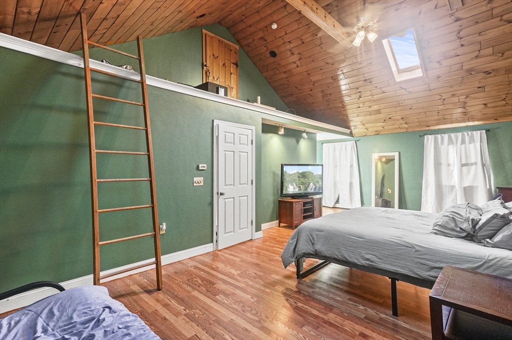 950 Chase Road Lunenburg, MA 01462 - Photo 14 of 32