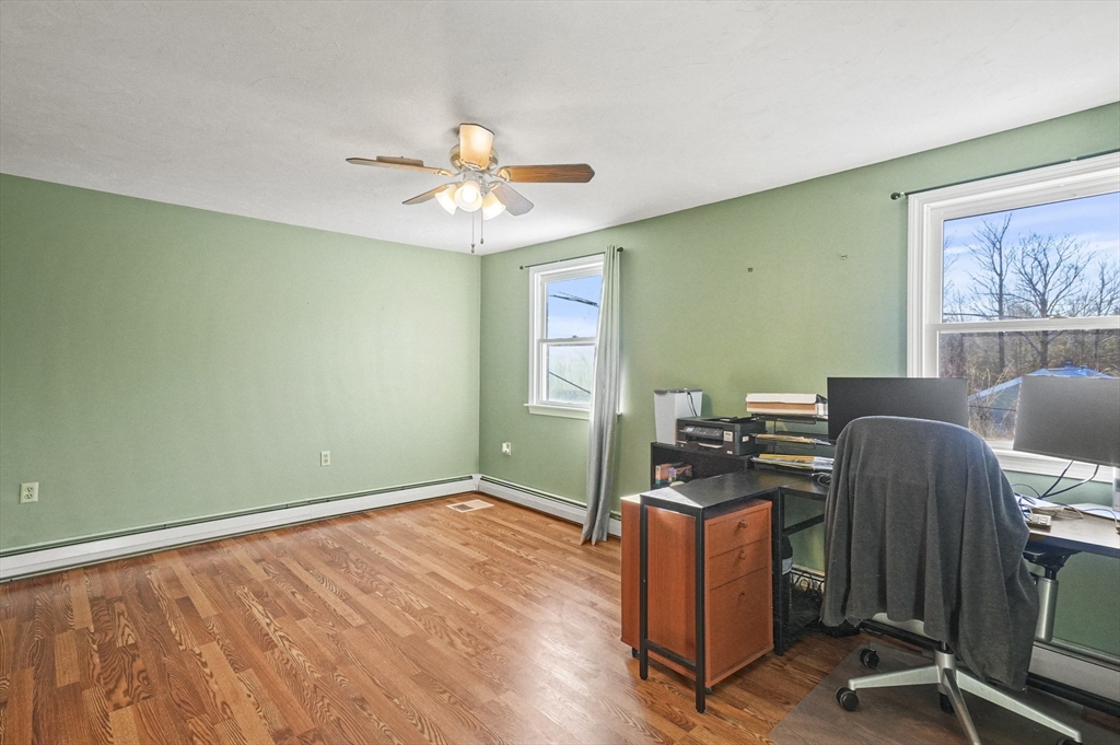 950 Chase Road Lunenburg, MA 01462 - Photo 20 of 32