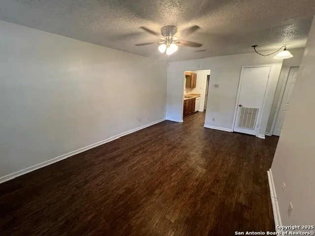 $995 | 202 Ash Drive, Unit 103, Converse, TX 78109